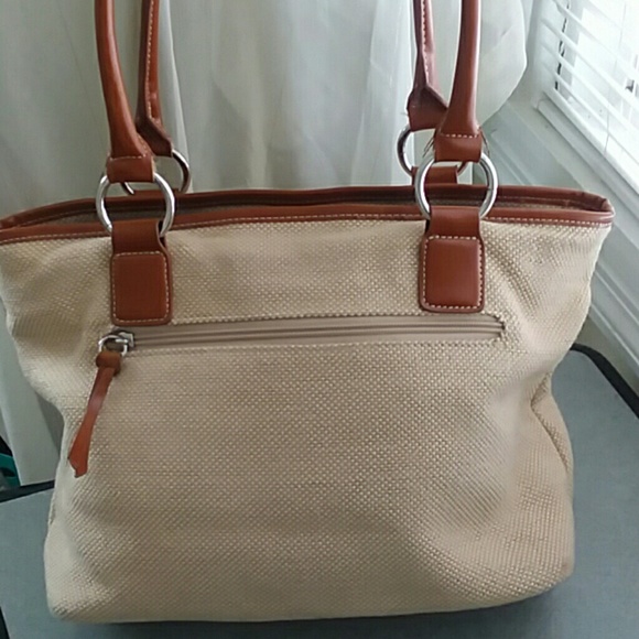 GIANI BERNINI SIMPLY CUTE FILIGREE TOTE😍 - Picture 2 of 8